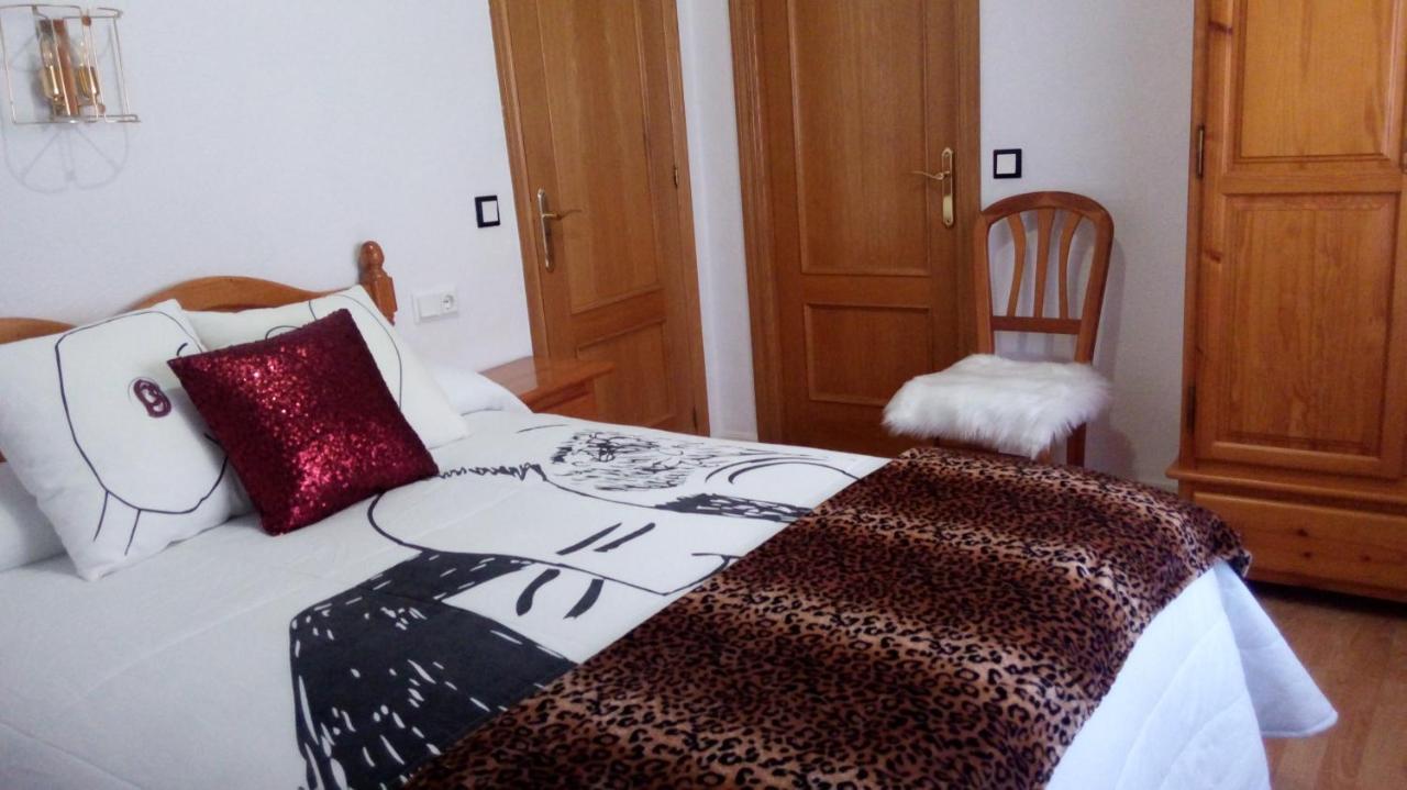 Hostal "Los Chanos El Ruso" Galende Dış mekan fotoğraf