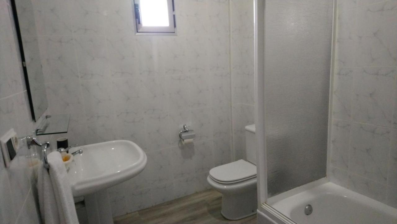 Hostal "Los Chanos El Ruso" Galende Dış mekan fotoğraf